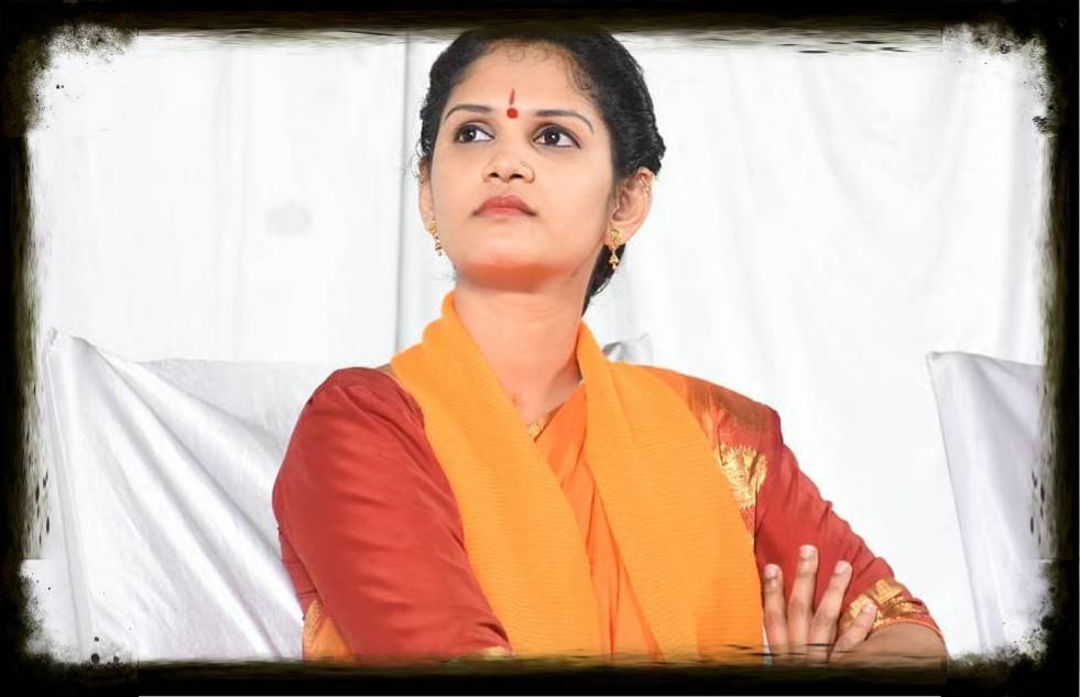 Chaitra Kundapur Age, Biography, Career & More