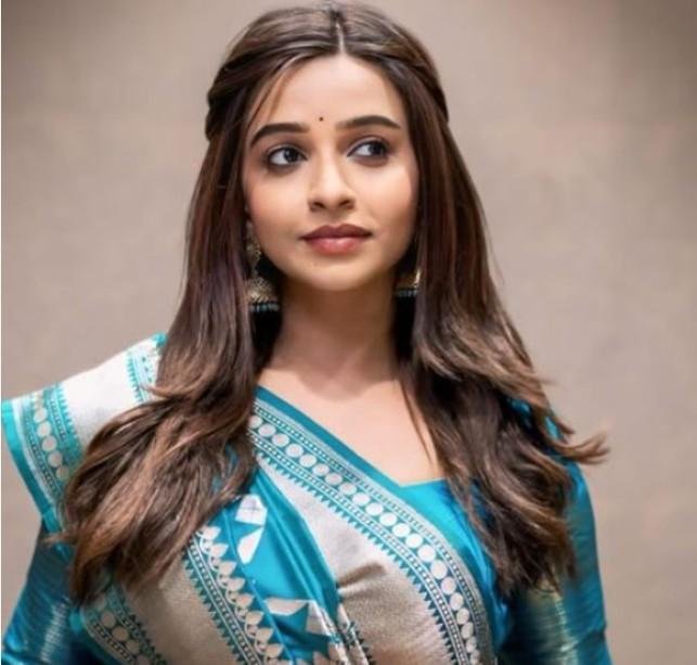 Divya Ganesh age – Full Biography, Occupation, Early Life, Career and More